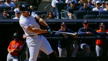 Trent Grisham hits a go-ahead home run vs. the Astros