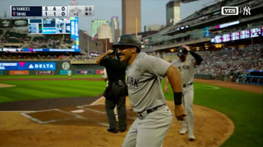 Trent Grisham launches two-run home run
