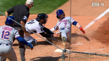 Yankees' defense throws Brett Baty out at the plate