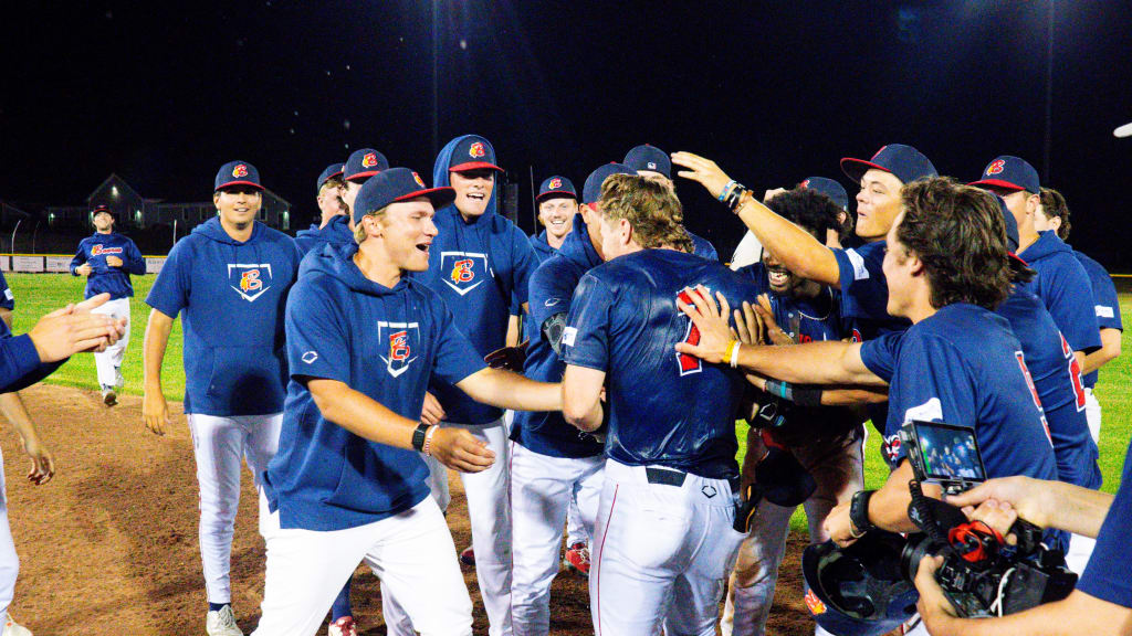 Schaaf’s walk-off lifts Braves over Kettleers