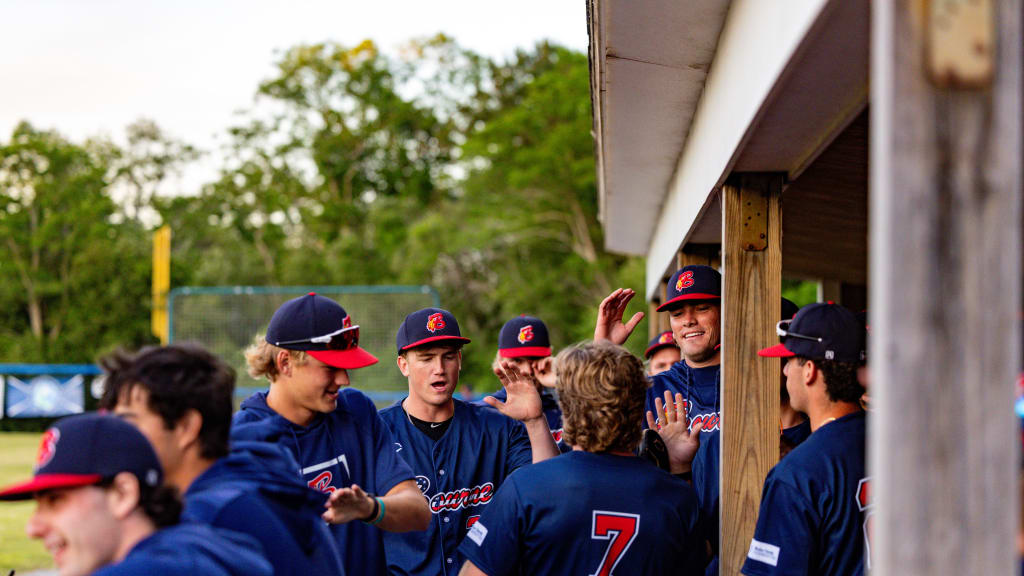 Offensive outburst leads to Braves’ trouncing of Harbor Hawks
