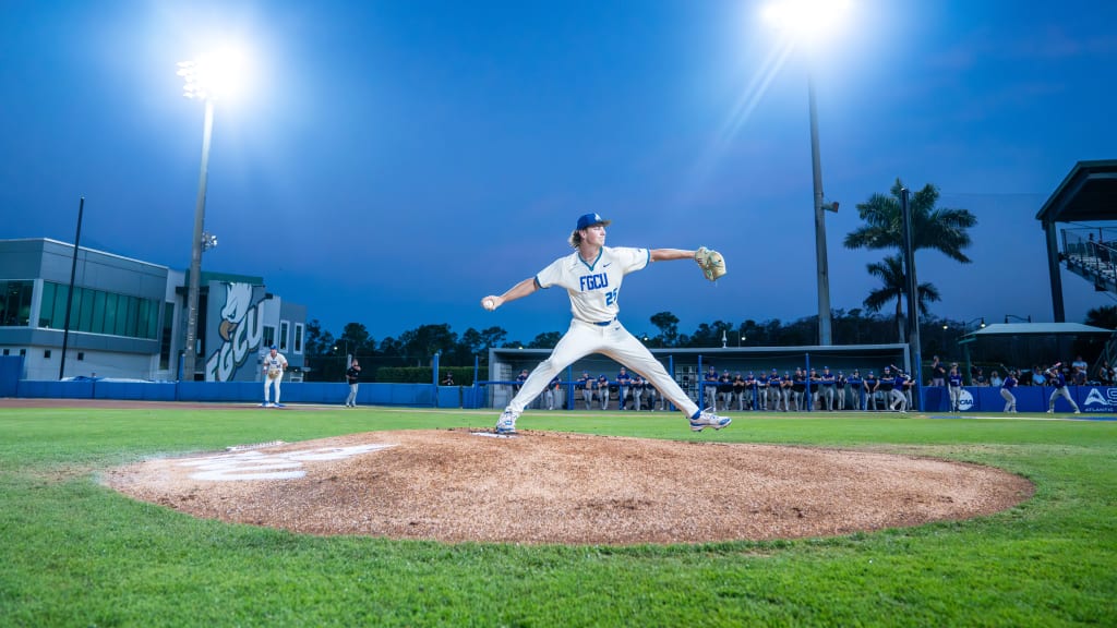 The Tampa Two-Way: Evan Dempsey’s Unique Greatness