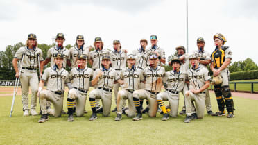 Padres Scout Team Faces Off Against FLAMETHROWER!