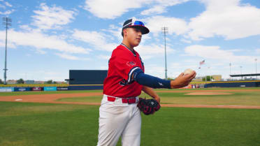 17U Champs Arizona-Pitcher Grips - thumbnail