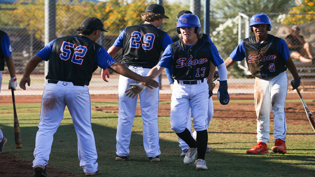 Puerto Rico upsets Dominican Republic in WBC and has blast doing so