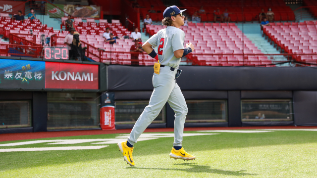 MLB promotes youth baseball in Puerto Rico