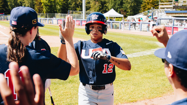 Stars Rally to Down Stripes 7-3, Salvage Last Game of WNT Training Camp  Series