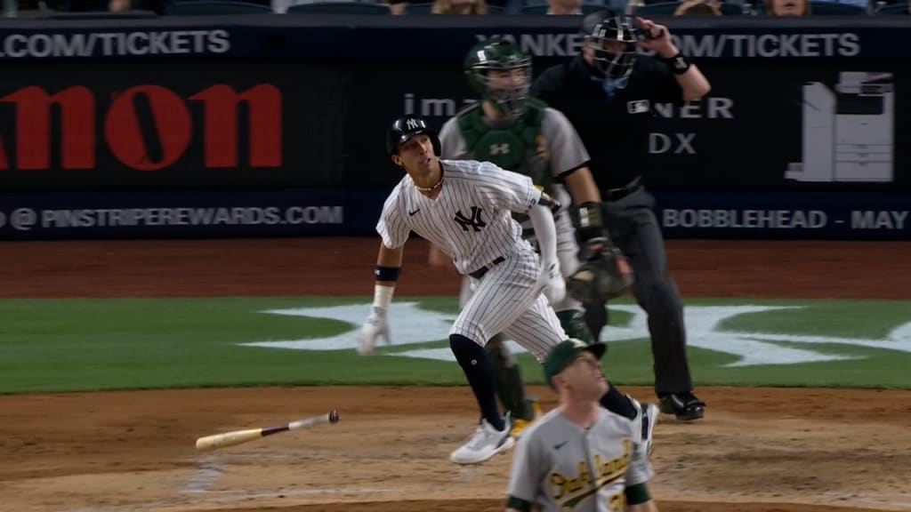 YES Network on X: Oswaldo Cabrera 2-run SMASH 💪 #YANKSonYES